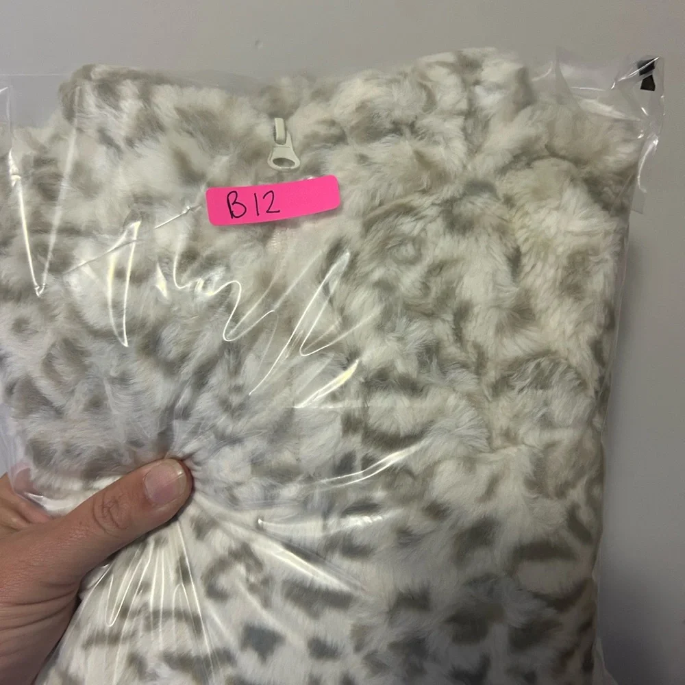 Hayden Girls Mock Neck Half Zip Leopard Print Top Size XL - Picture 8 of 8